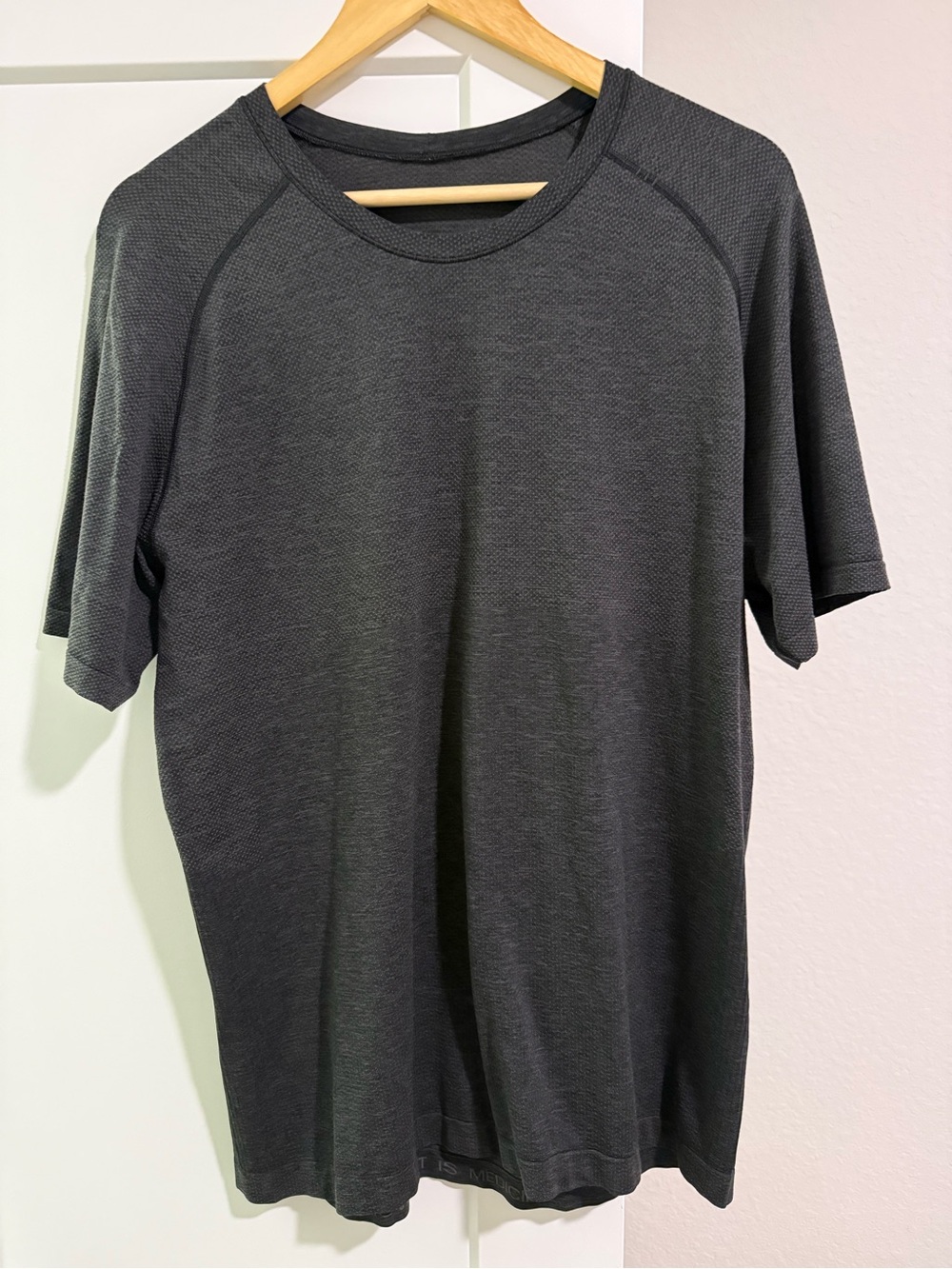 2 Lululemon Metal Vent Tech Short Sleeve